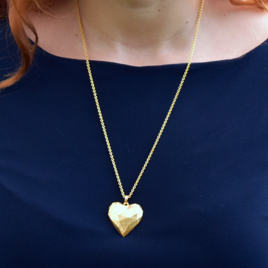 Herzanhänger "Facetten der Liebe" mit Halskette